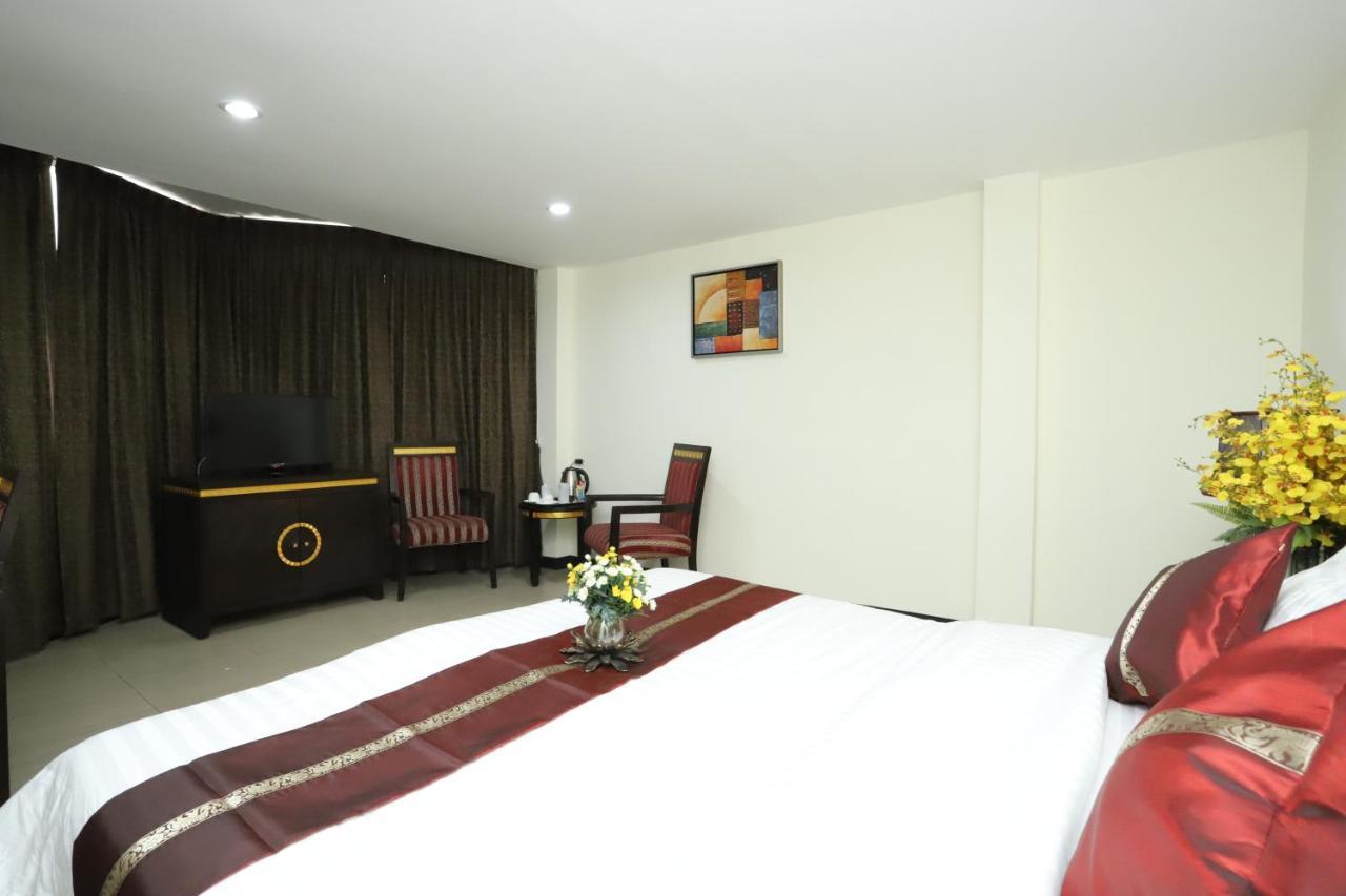 Khách sạn Lucky Palace Bangkok
